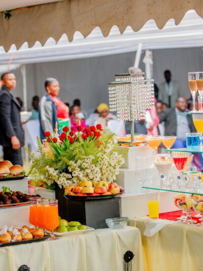 Deco and Catering and Cakes